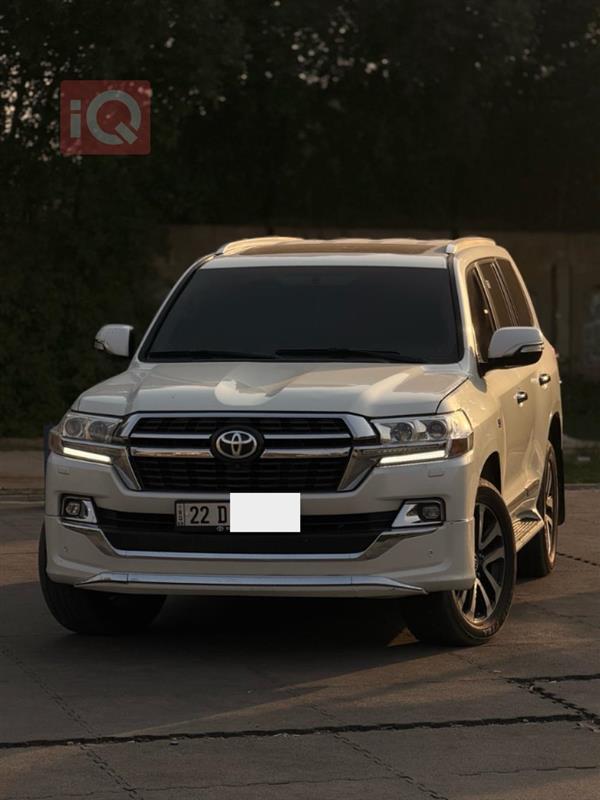 Toyota Land Cruiser 2017 for sale in Iraq - Baghdad